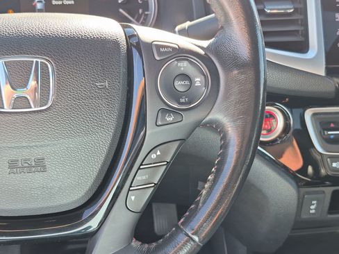 Used 2018 Honda Ridgeline Black Edition image 19