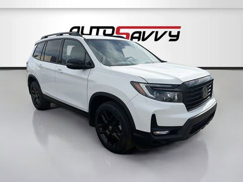 Used 2024 Honda Passport Black Edition image 1