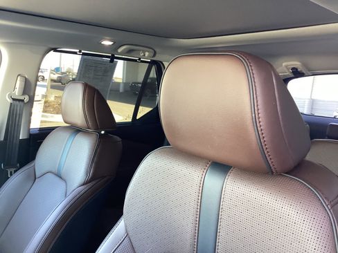 Used 2025 Honda Pilot Elite image 30