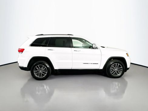 Used 2017 Jeep Grand Cherokee Limited w/ Luxury Group II AWD/4WD image 9