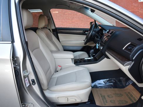 Used 2015 Subaru Outback 2.5i Limited w/ Protection Package #2 image 19