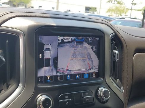 Used 2022 GMC Sierra 2500 Denali w/ Denali Ultimate Package AWD/4WD image 22