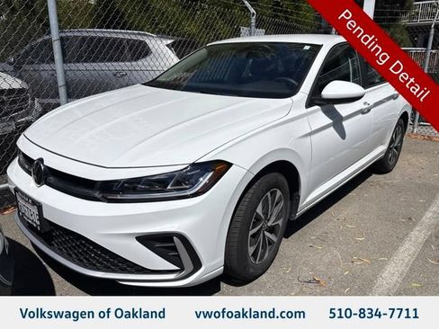 Used 2025 Volkswagen Jetta S FWD image 1