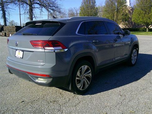 Used 2021 Volkswagen Atlas Cross Sport SEL image 5