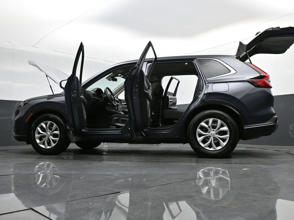 Used 2025 Honda CR-V LX image 30