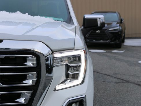 Used 2021 GMC Sierra 1500 SLT w/ SLT Premium Package image 13