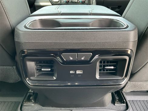 Used 2023 GMC Sierra 1500 AT4 w/ AT4 Premium Package image 22