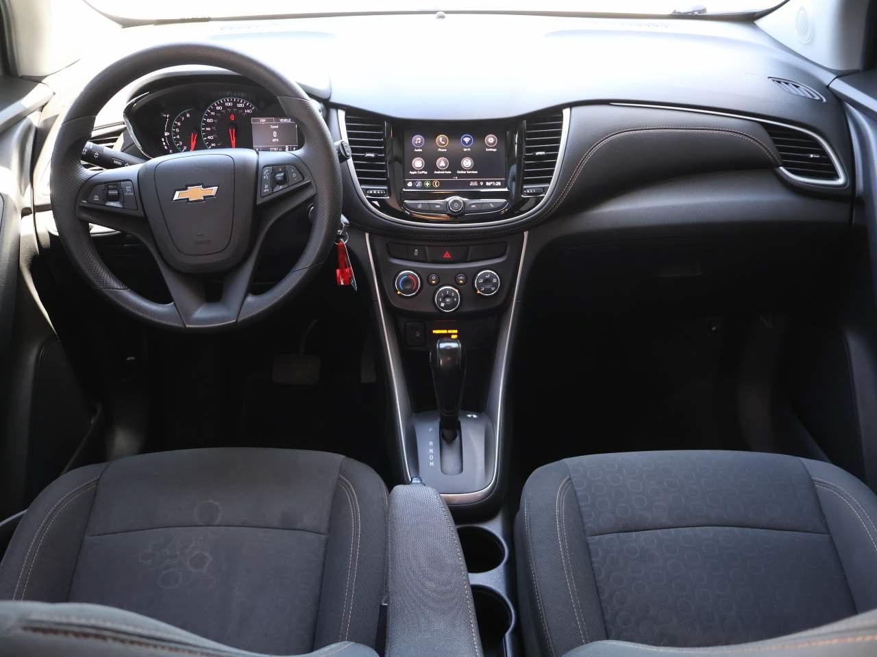 Used 2022 Chevrolet Trax LS w/ Tint and Cruise Package AWD/4WD image 12