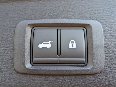 New 2025 Mitsubishi Outlander SEL FWD image 14