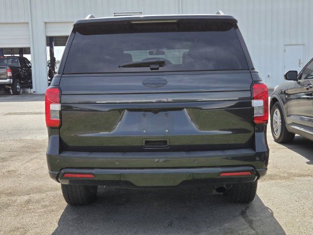 Used 2023 Ford Expedition XLT RWD image 7