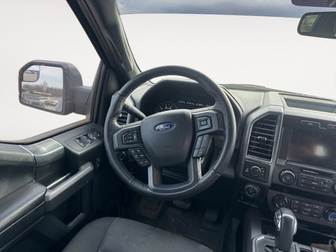 Used 2019 Ford F150 XLT w/ Equipment Group 302A Luxury image 12