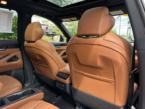 Used 2026 INFINITI QX60 Autograph w/ Dark Cargo Package AWD/4WD image 34