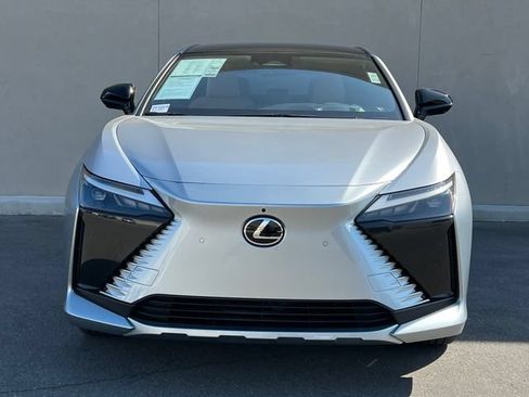 Used 2024 Lexus RZ 450e Premium AWD/4WD image 3