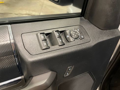 Used 2020 Ford F150 XLT w/ Equipment Group 302A Luxury AWD/4WD image 13