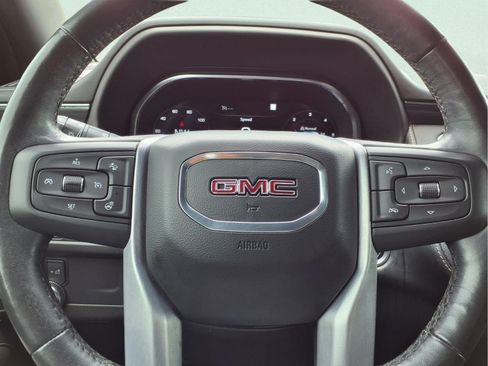 Used 2022 GMC Yukon SLT AWD/4WD image 14