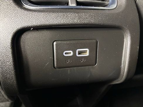 Used 2024 Chevrolet Blazer LT image 34