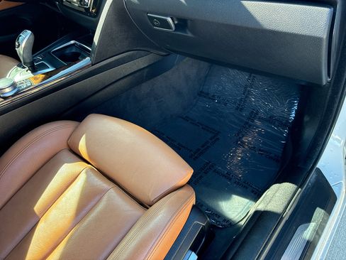 Used 2019 BMW 430i Convertible w/ M Sport Package image 32