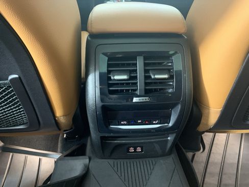 Used 2020 BMW X3 xDrive30i w/ Premium Package AWD/4WD image 33