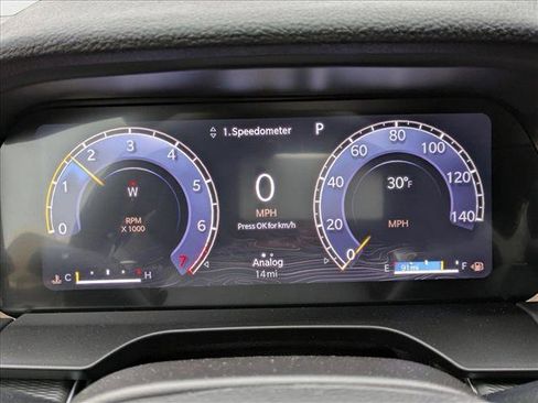 New 2025 Jeep Grand Cherokee Altitude image 11