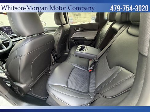 New 2026 Jeep Compass Latitude image 38