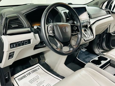 Used 2023 Honda Odyssey Touring image 10