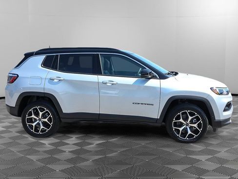 New 2026 Jeep Compass Limited AWD/4WD image 8