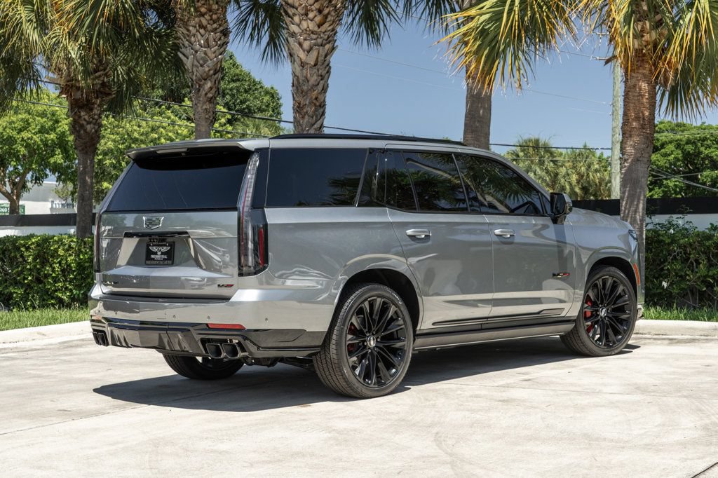 Used 2026 Cadillac Escalade V w/ LPO, ONYX Package AWD/4WD image 8