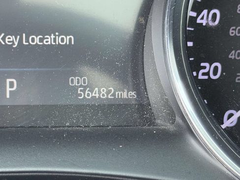 Used 2019 Toyota Camry XLE w/ Driver Assist Package FWD image 28
