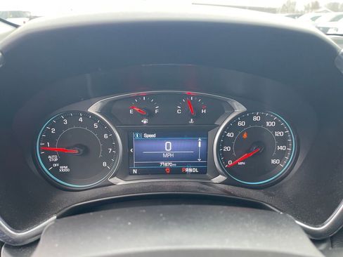 Used 2019 Chevrolet Equinox LT w/ Driver Convenience Package image 11