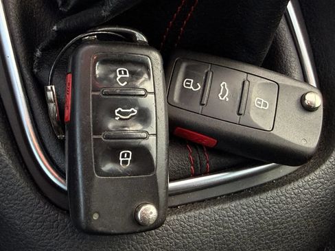 Used 2012 Volkswagen GTI 2-Door FWD image 18