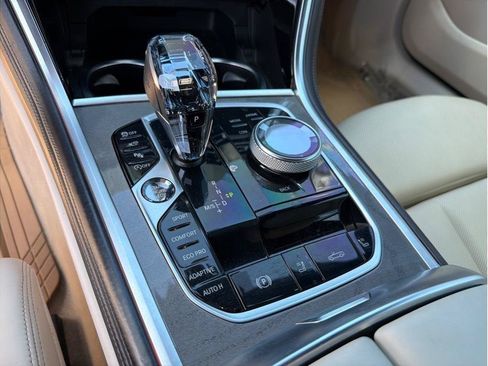 Used 2022 BMW 840i Convertible w/ Comfort Seating Package RWD image 18
