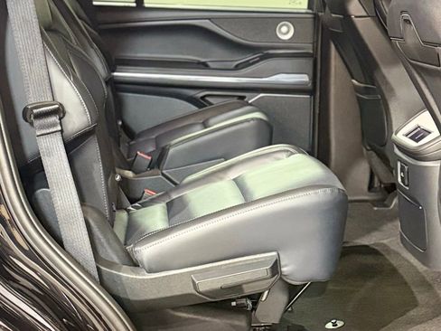 New 2026 Lincoln Navigator Reserve w/ Jet Appearance Package AWD/4WD image 65