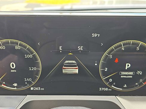 Certified 2025 INFINITI QX80 Luxe image 23