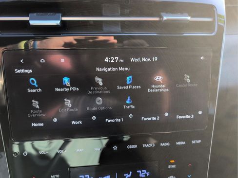 Used 2023 Hyundai Santa Cruz SEL Premium image 17