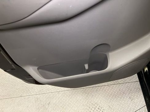 Used 2021 Nissan Frontier SV image 49