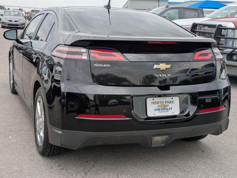 Used 2012 Chevrolet Volt Premium w/ Premium Trim Package image 5