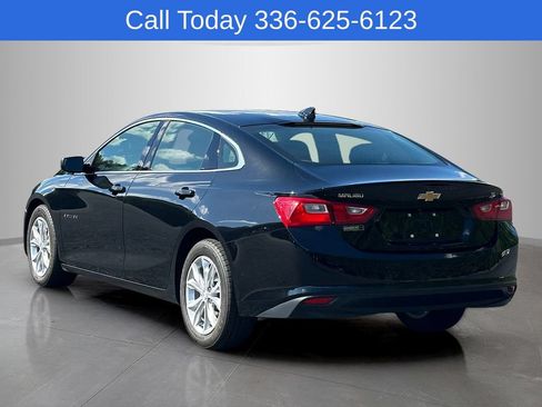 Used 2024 Chevrolet Malibu LT FWD image 3