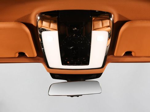 Used 2020 Rolls-Royce Cullinan AWD/4WD image 22