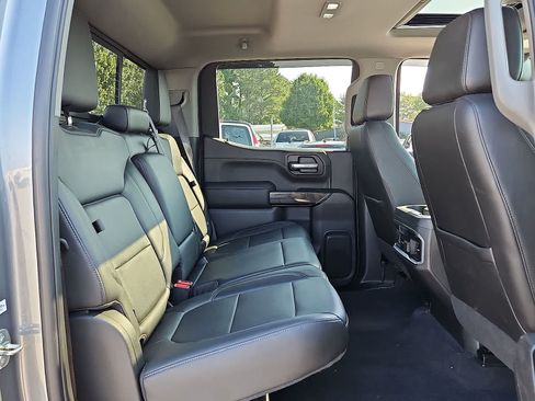 Used 2020 Chevrolet Silverado 1500 LTZ w/ LTZ Plus Package AWD/4WD image 34