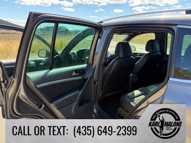 Used 2014 Volkswagen Tiguan R-Line AWD/4WD image 25