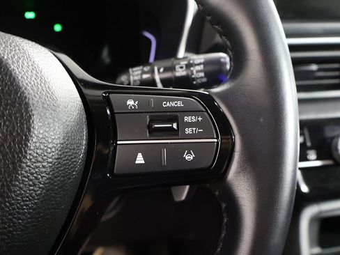 Used 2025 Honda Pilot EX-L image 43