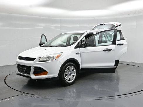 Used 2014 Ford Escape S FWD image 27