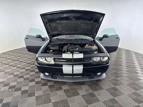 Used 2013 Dodge Challenger SRT8 w/ Harman Kardon Audio Group RWD image 14