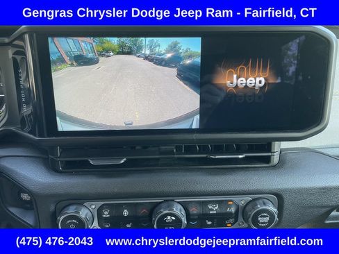 Used 2024 Jeep Wrangler Unlimited w/ Convenience Group AWD/4WD image 42