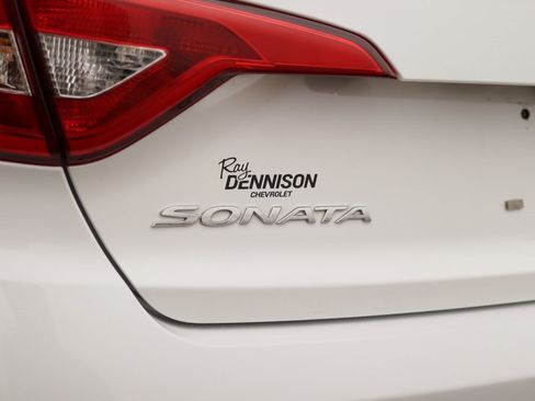 Used 2017 Hyundai Sonata Sport w/ Value Edition Package 02 image 34