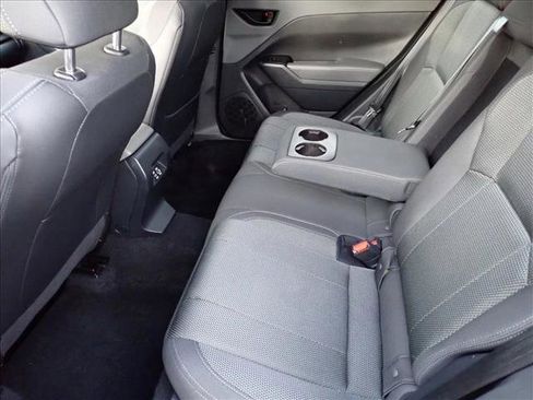 Certified 2024 Subaru Crosstrek 2.0i Premium image 9