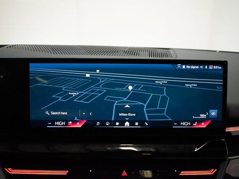 Certified 2025 BMW 530i xDrive 530i xDrive w/ Premium Package image 14