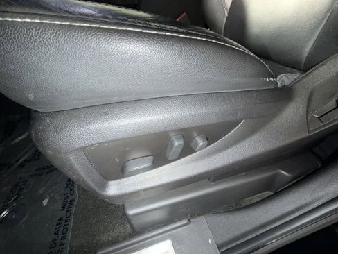 Used 2018 Chevrolet Tahoe LT image 13