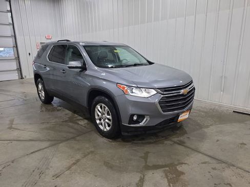 Used 2018 Chevrolet Traverse LT AWD/4WD image 2