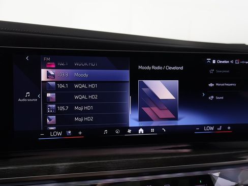 Used 2023 BMW 760i xDrive w/ Parking Assistance Package image 53